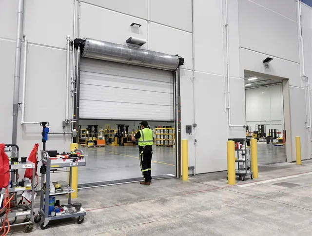 Commercial Repair service in Miami Beach, FL